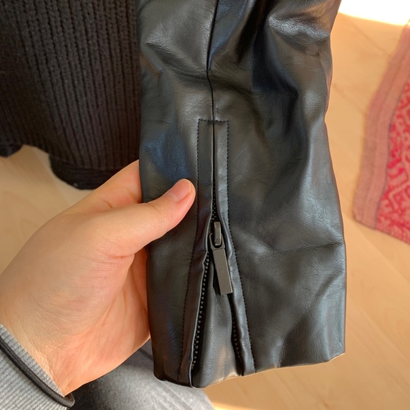 John + Jenn Sweater Jacket Vegan Leather Sleeves - Picture 4 of 4
